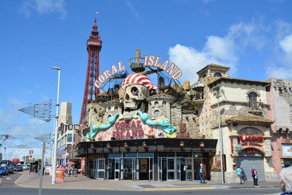 Bamber House - Large Modern Home & Perfect Location Blackpool Eksteriør billede